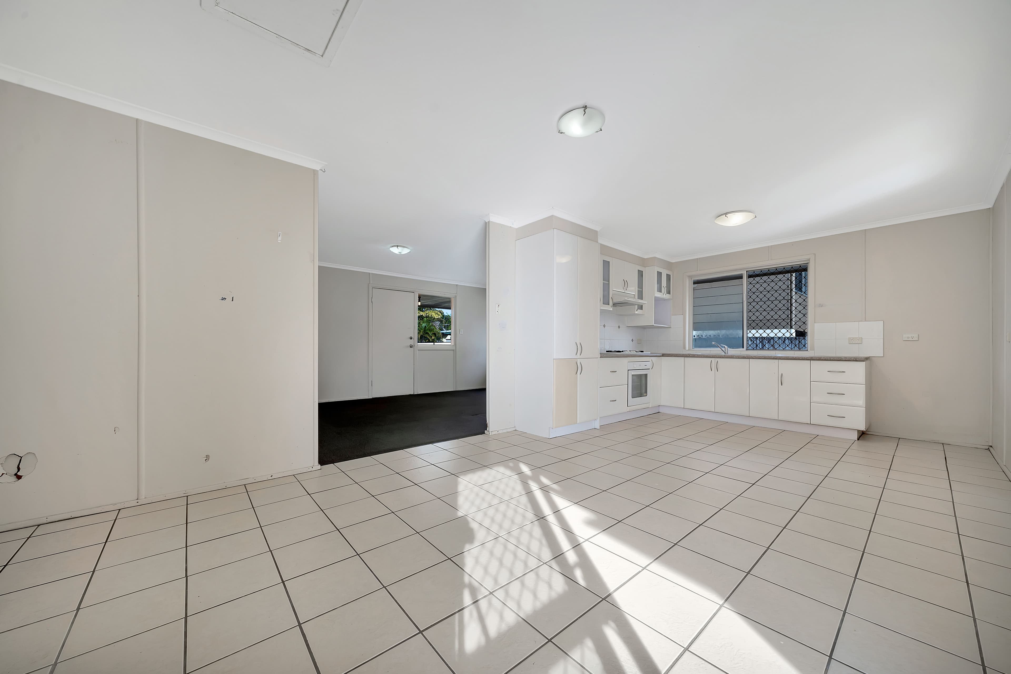 3 Kelvin Street, Woodridge QLD 4114, Woodridge - Thumbnail 4