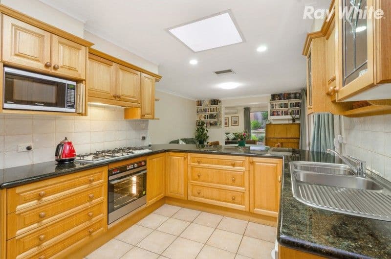 71 Bunnett Road, Knoxfield VIC 3180, Knoxfield - Thumbnail 2