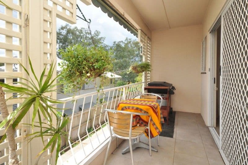 104 Carmody Road, ST LUCIA QLD 4067, St Lucia - Thumbnail 4