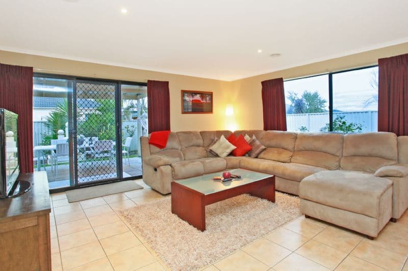 12 Latrobe Avenue, PAKENHAM VIC 3810, Pakenham - Thumbnail 6