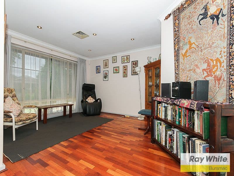 21 Rainier Close, Ballajura WA 6066, Ballajura - Thumbnail 2