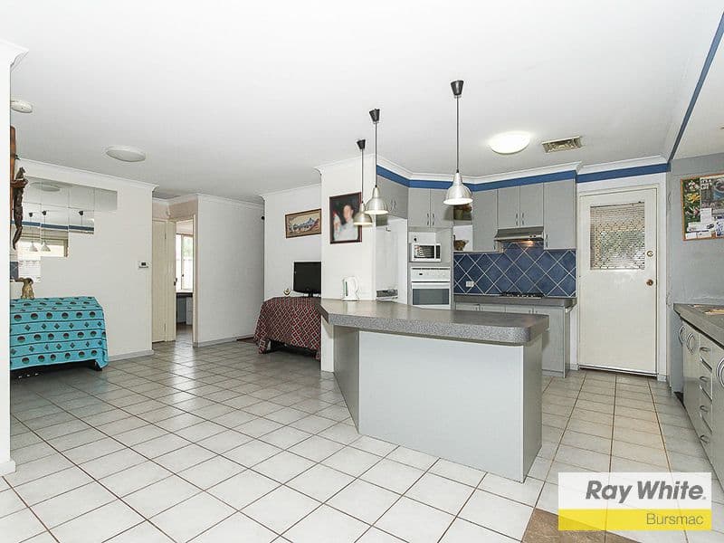 21 Rainier Close, Ballajura WA 6066, Ballajura - Thumbnail 4