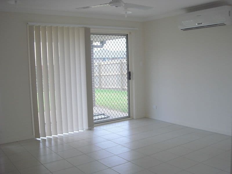 4 Pristine Place, Ningi QLD 4511, Ningi - Thumbnail 2