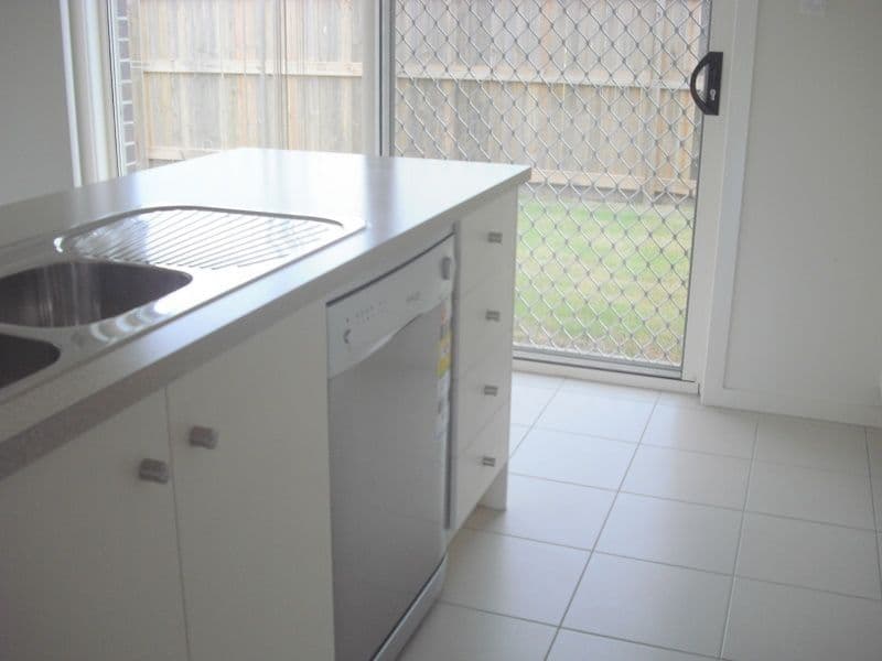 4 Pristine Place, Ningi QLD 4511, Ningi - Thumbnail 3