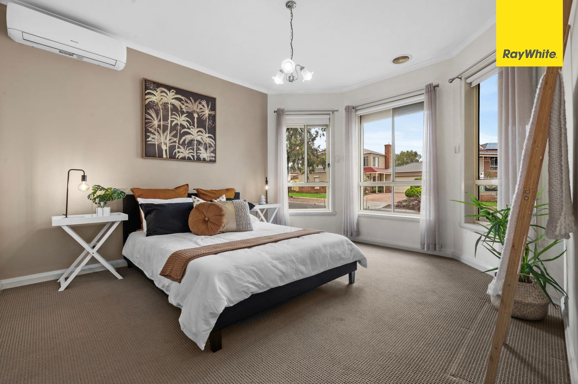 3 Bronton Close, Kurunjang VIC 3337, Kurunjang - Thumbnail 2