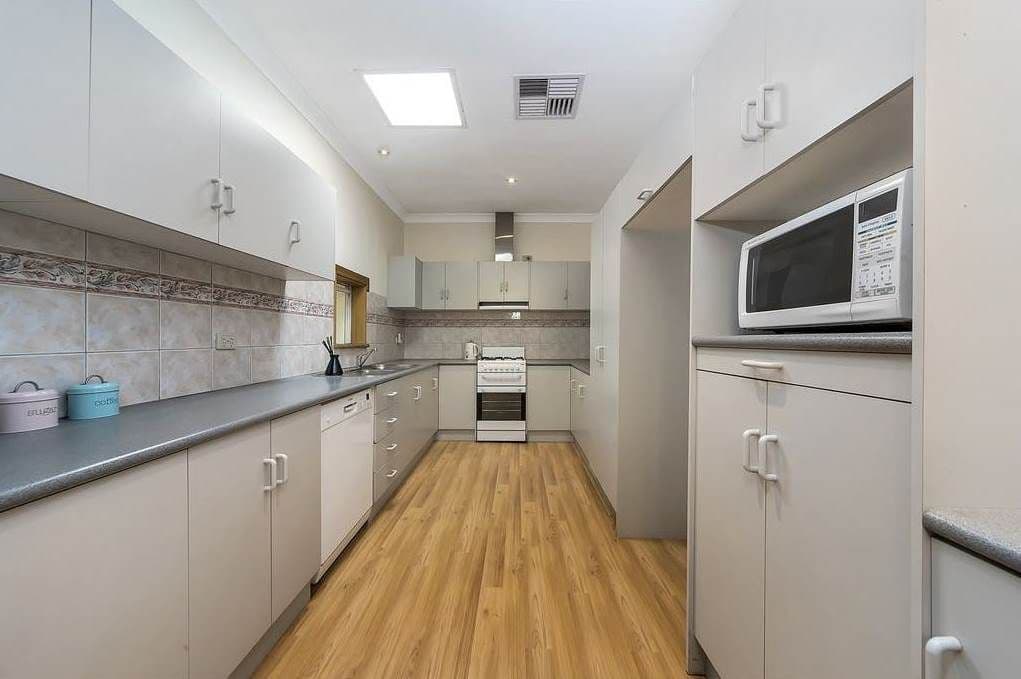4 McKenzie Road, Elizabeth Downs SA 5113, Elizabeth Downs - Thumbnail 2