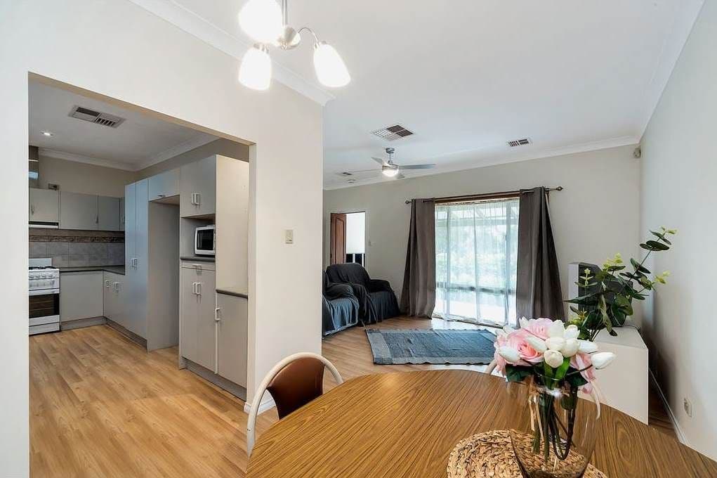 4 McKenzie Road, Elizabeth Downs SA 5113, Elizabeth Downs - Thumbnail 4