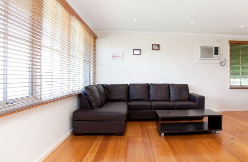 6 Peppercorn Parade, EPPING VIC 3076, Epping - Thumbnail 3