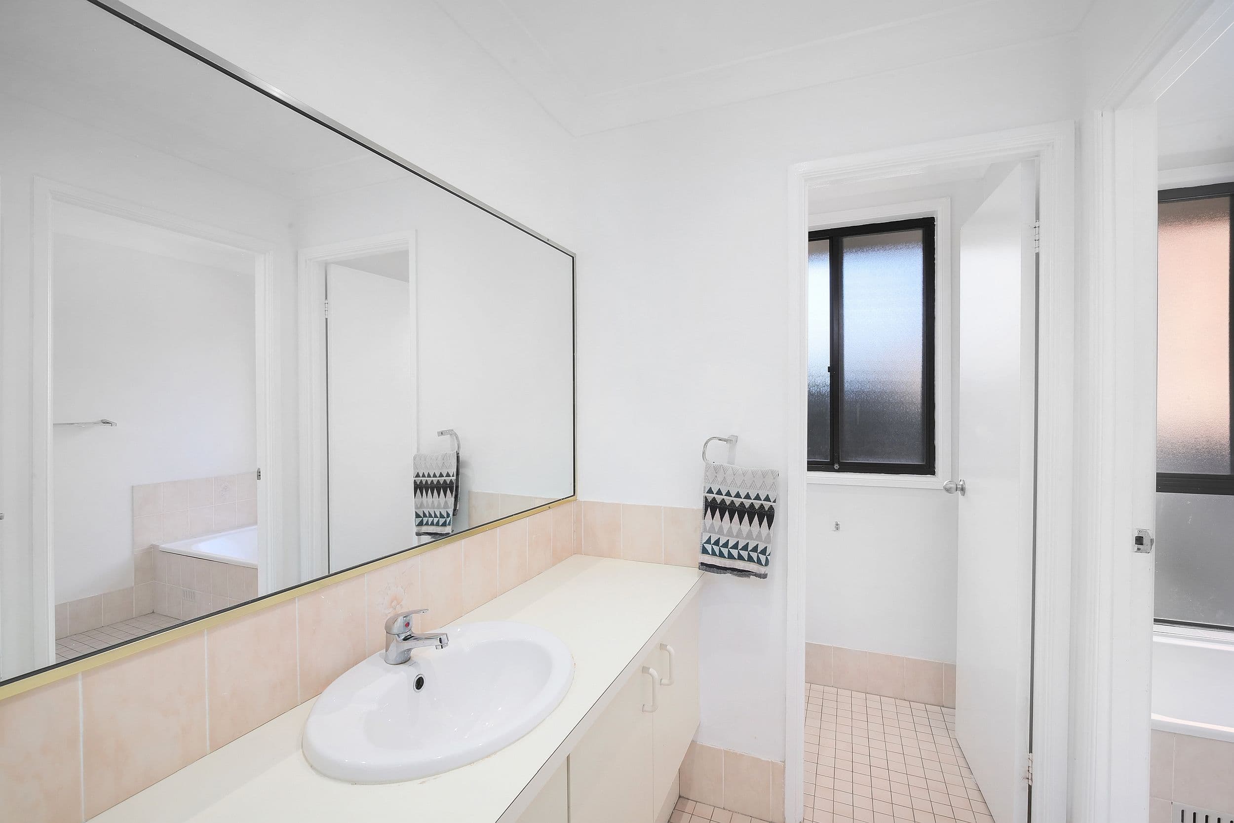 40 Highland Road, Green Point NSW 2251, Green Point - Thumbnail 6