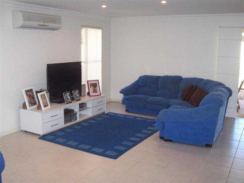 11 Finbay Avenue, BUNDABERG QLD 4670, Bundaberg Central - Thumbnail 3