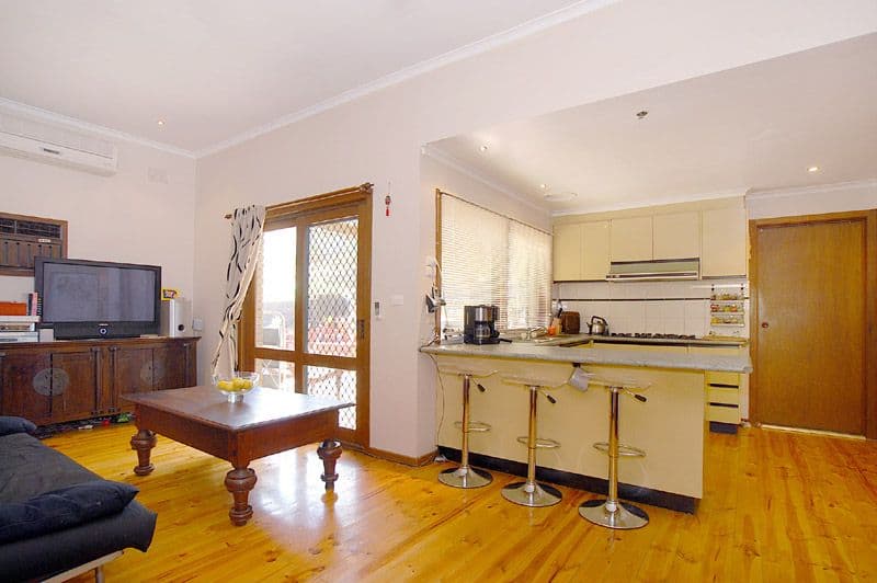 34 Burchall Grove, DANDENONG NORTH VIC 3175, Dandenong North - Thumbnail 6