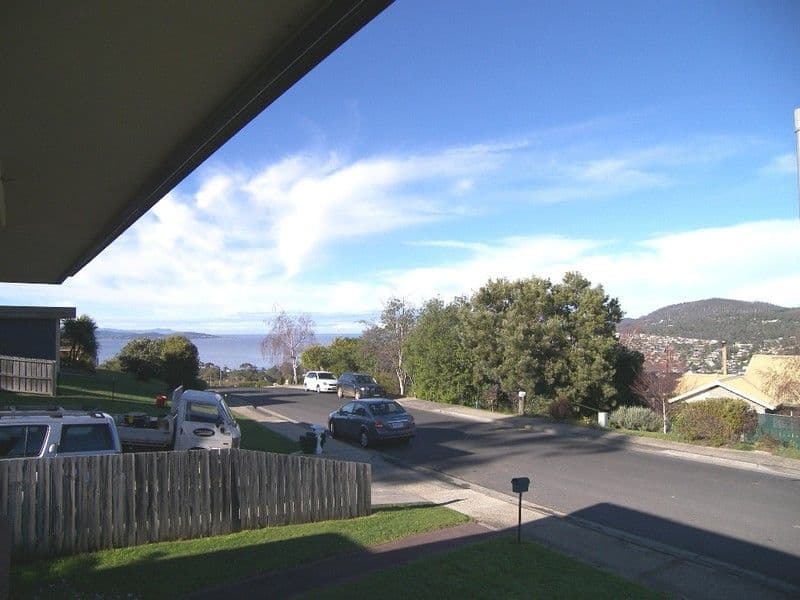63 Tingira Road, BLACKMANS BAY TAS 7052, Blackmans Bay - Thumbnail 5