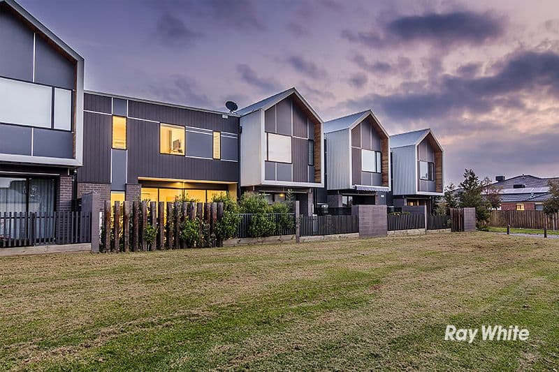 12 Windward Lane, Cranbourne West VIC 3977, Cranbourne West - Image 1