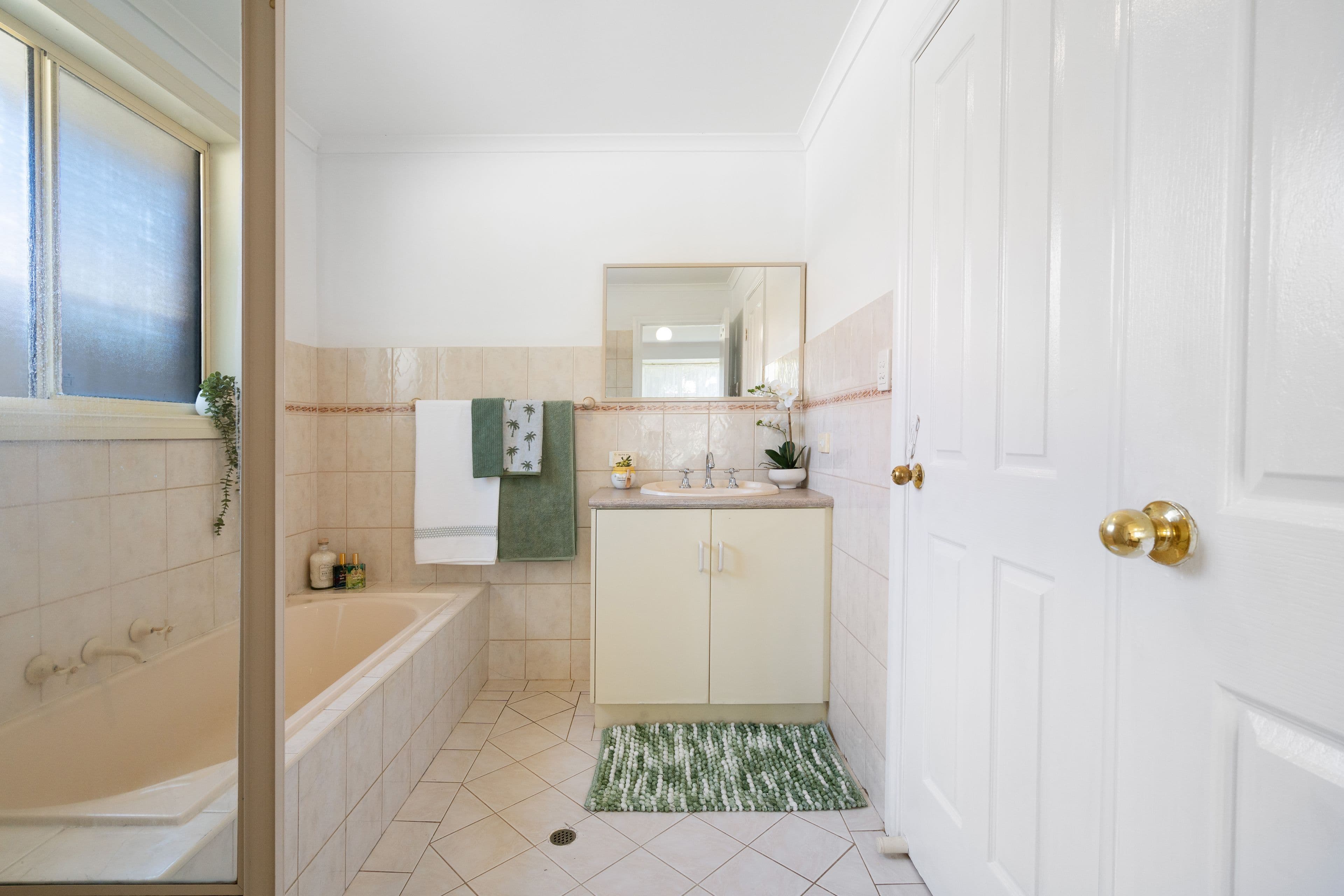 2 Richard Avenue, Mitchell Park SA 5043, Mitchell Park - Thumbnail 7