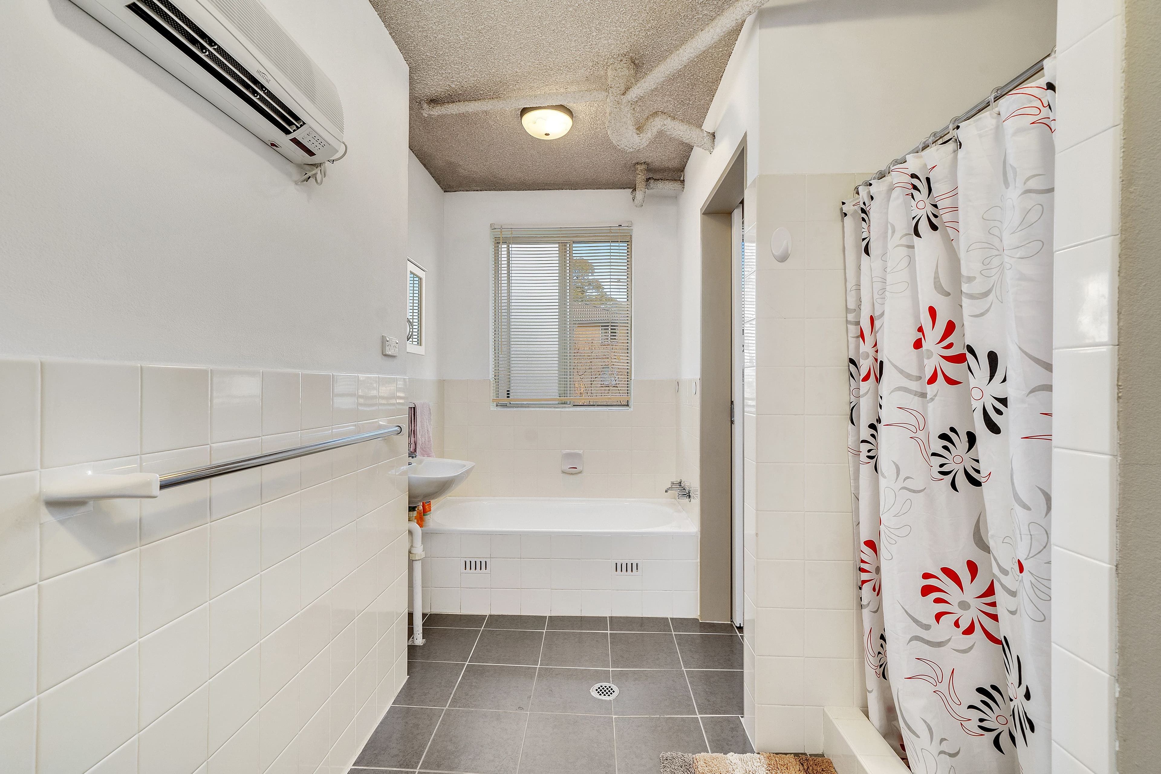 4 Velacia Place, Queanbeyan NSW 2620, Queanbeyan - Thumbnail 8