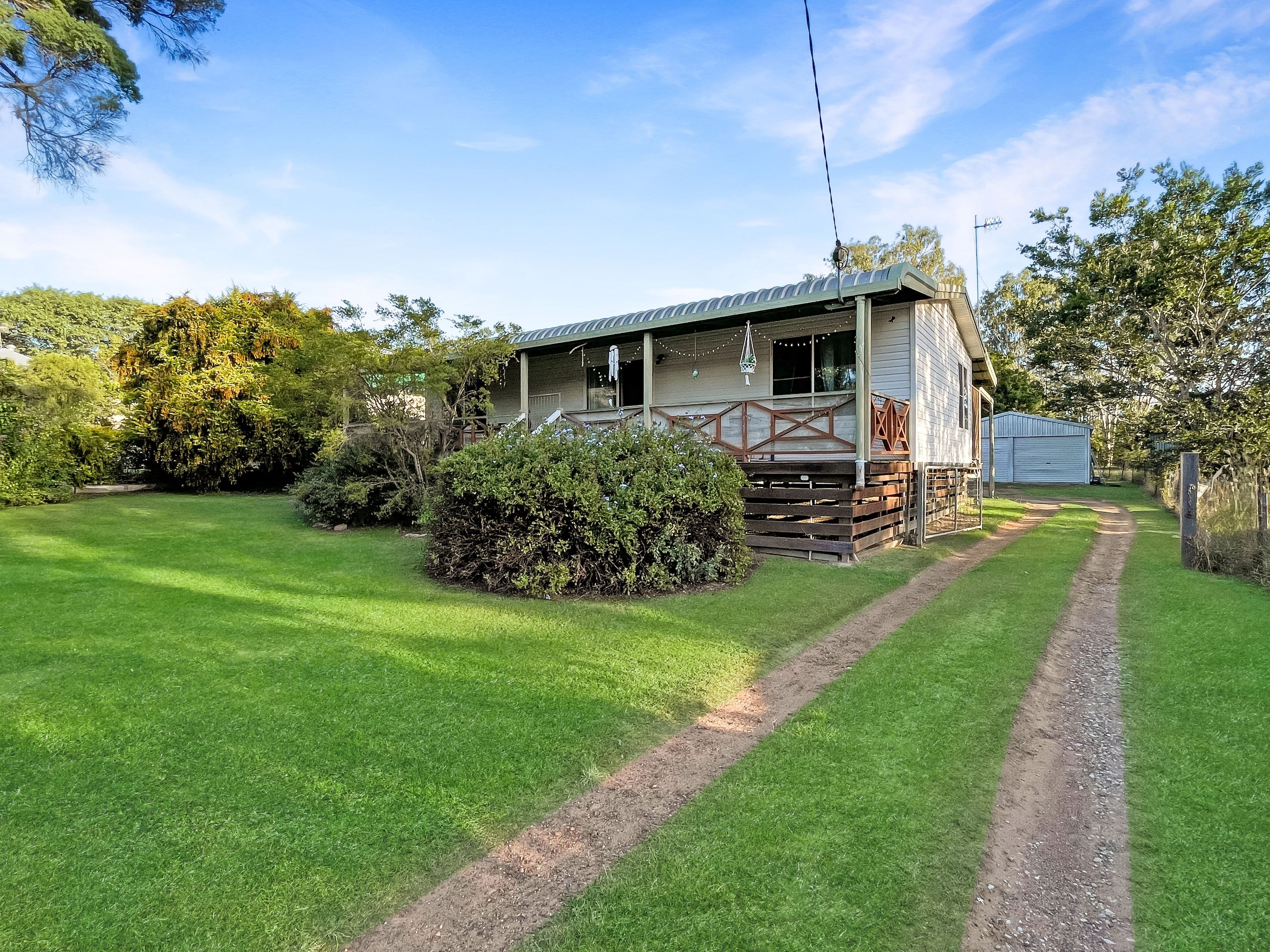 34 South Street, Esk QLD 4312, Esk - Image 1
