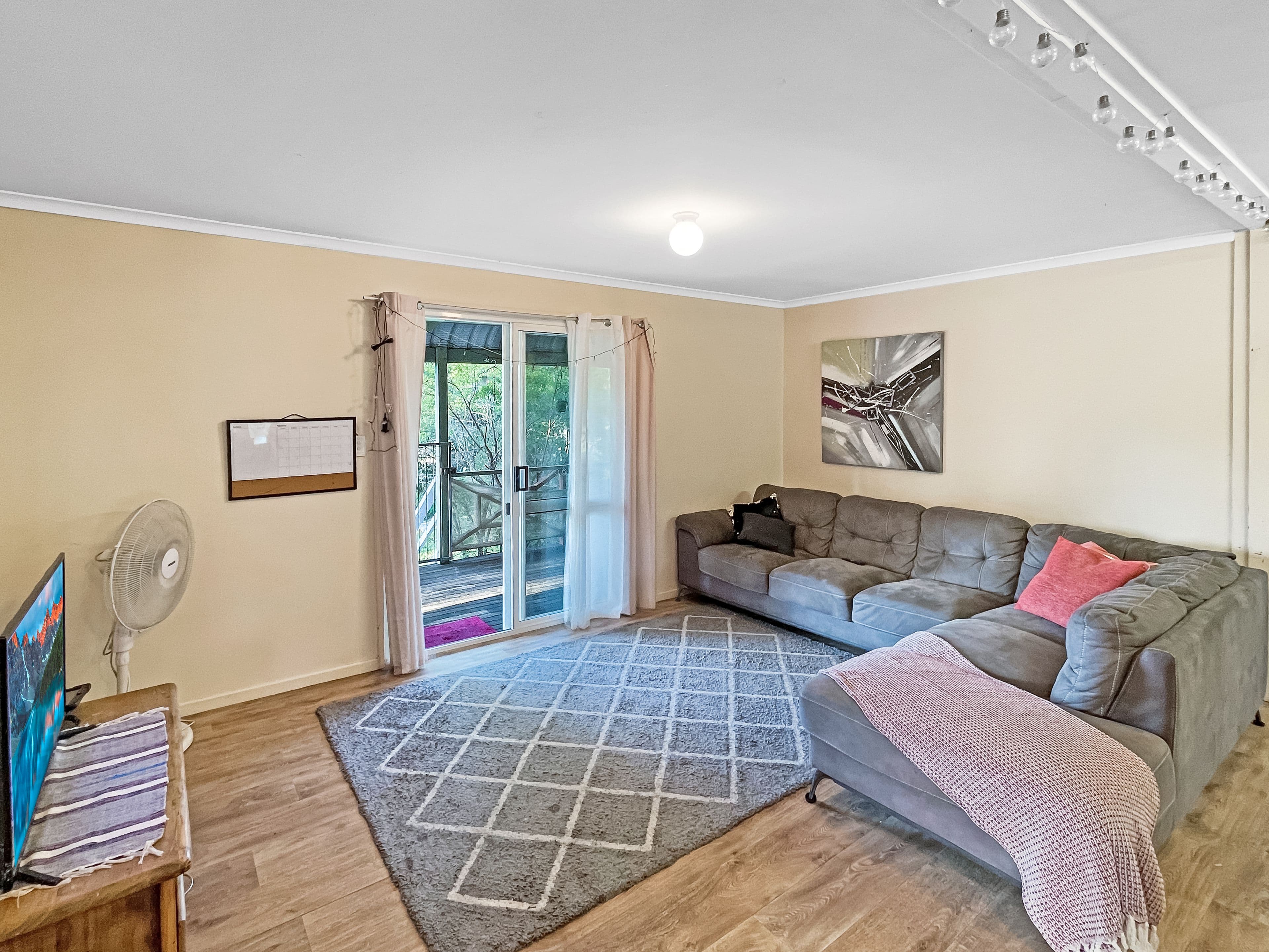 34 South Street, Esk QLD 4312, Esk - Thumbnail 3