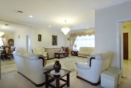10 Owen Avenue, Baulkham Hills NSW 2153, Baulkham Hills - Thumbnail 2