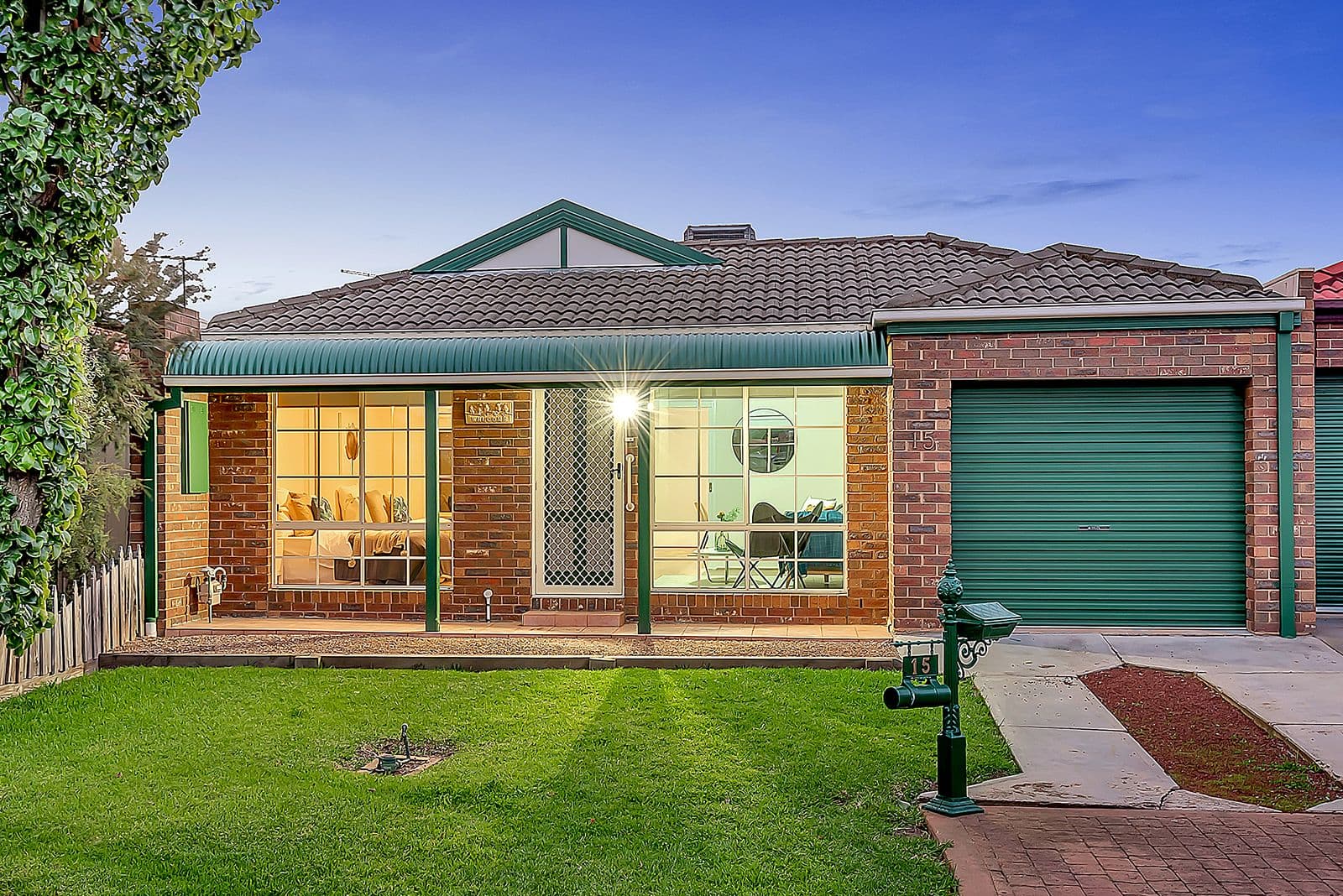 15 Brayford Nook, Craigieburn VIC 3064, Craigieburn - Image 1
