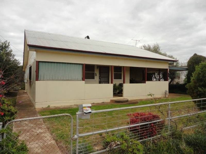 15 Cootamundra Road, TEMORA NSW 2666, Temora - Image 1