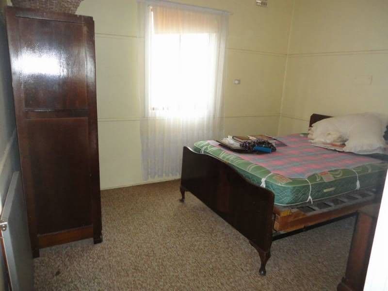 15 Cootamundra Road, TEMORA NSW 2666, Temora - Thumbnail 4
