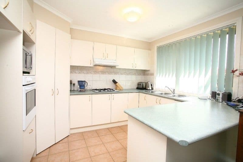 32 Hutton Avenue, FERNTREE GULLY VIC 3156, Ferntree Gully - Thumbnail 4