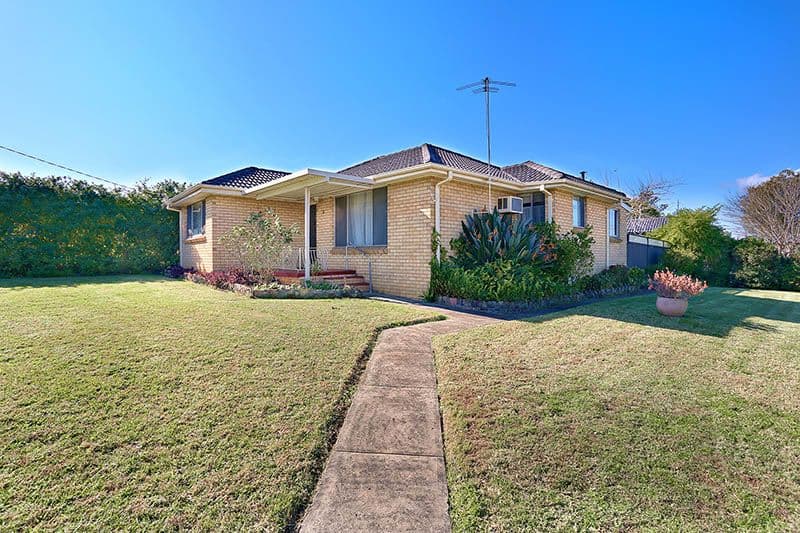 2 Greenvale Street, Fairfield West NSW 2165, Fairfield West - Image 1