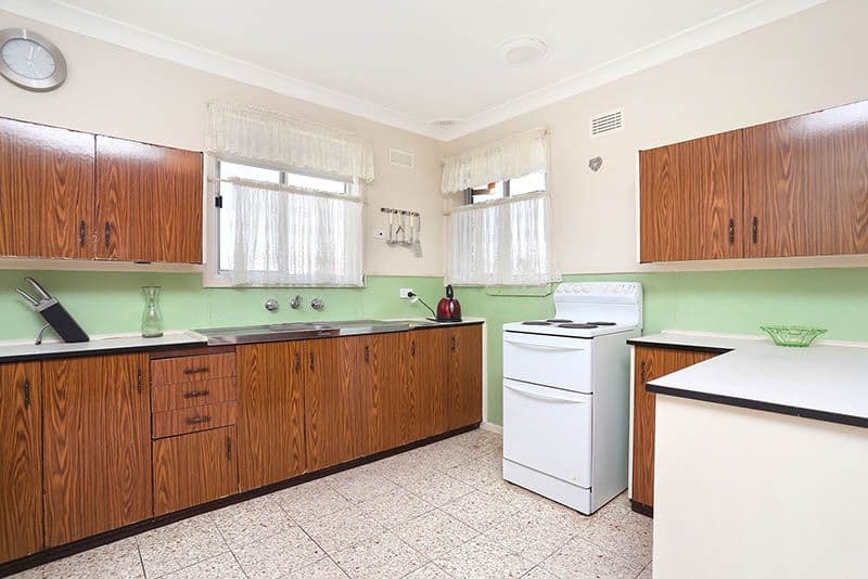 2 Greenvale Street, Fairfield West NSW 2165, Fairfield West - Thumbnail 5