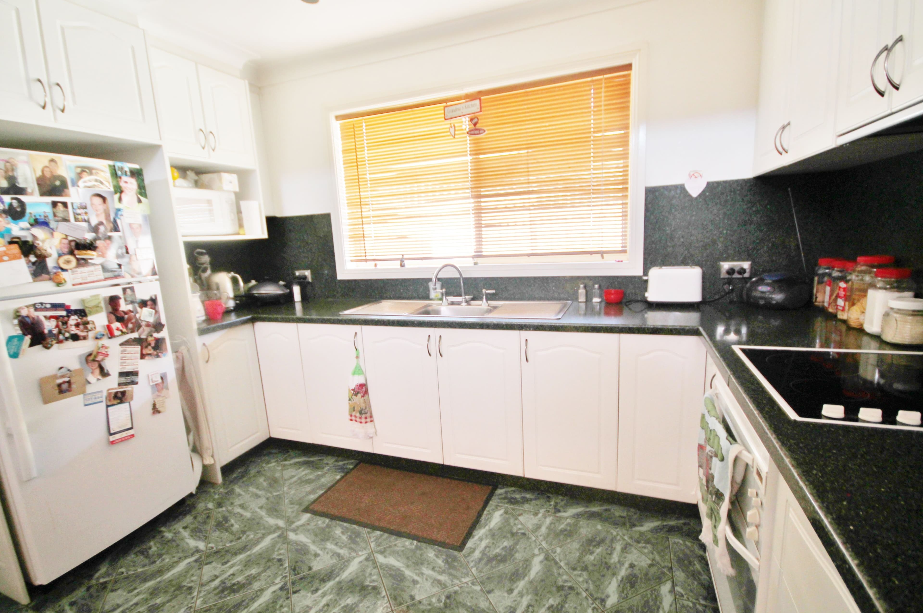 23 Thornhill Street, Young NSW 2594, Young - Thumbnail 6
