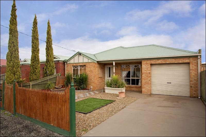 70 Forest Road, LARA VIC 3212, Lara - Image 1