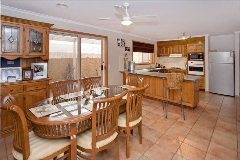 70 Forest Road, LARA VIC 3212, Lara - Thumbnail 4
