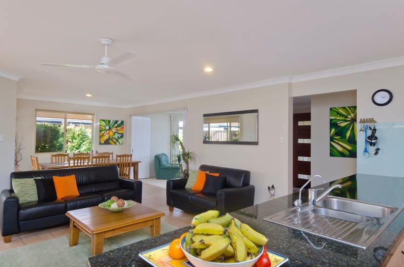23 Baekea Drive, ELANORA QLD 4221, Elanora - Thumbnail 7