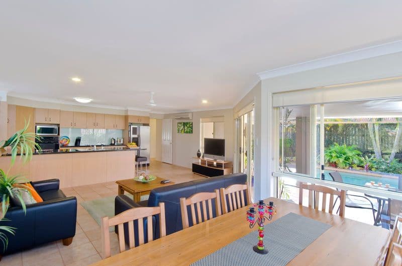 23 Baekea Drive, ELANORA QLD 4221, Elanora - Thumbnail 8