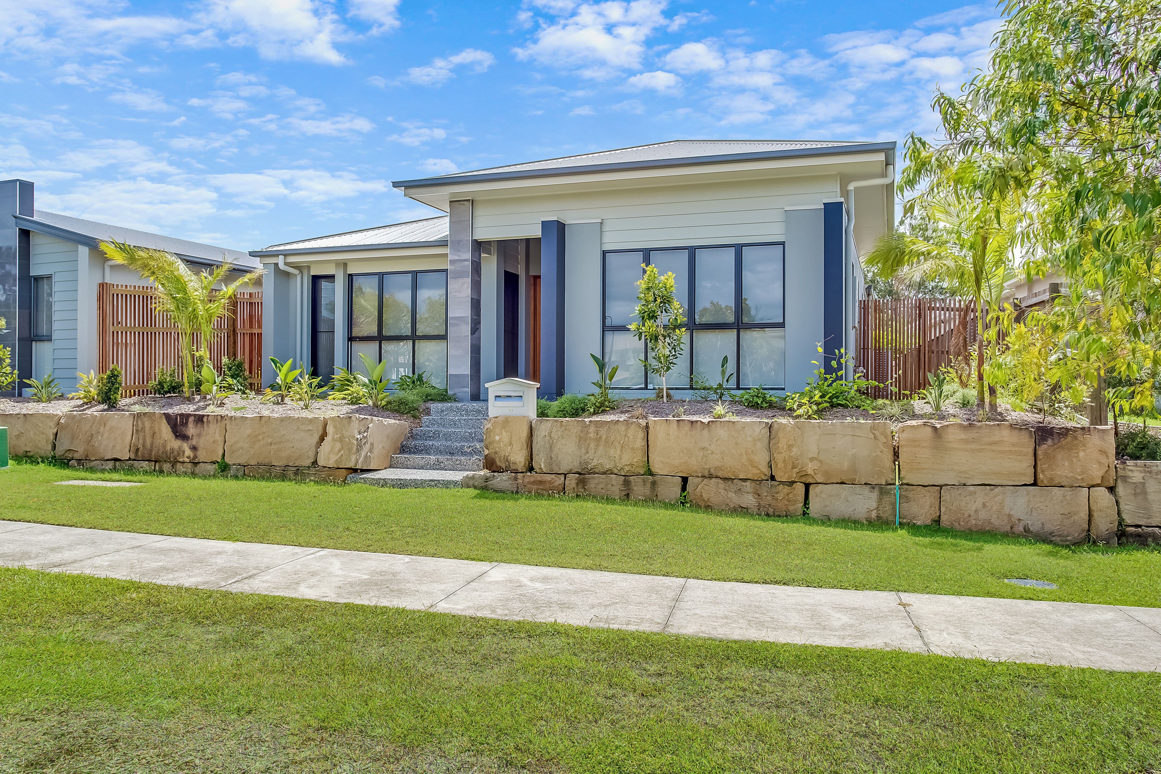 8 & 10 Limmen Street, PIMPAMA QLD 4209, Pimpama - Thumbnail 2
