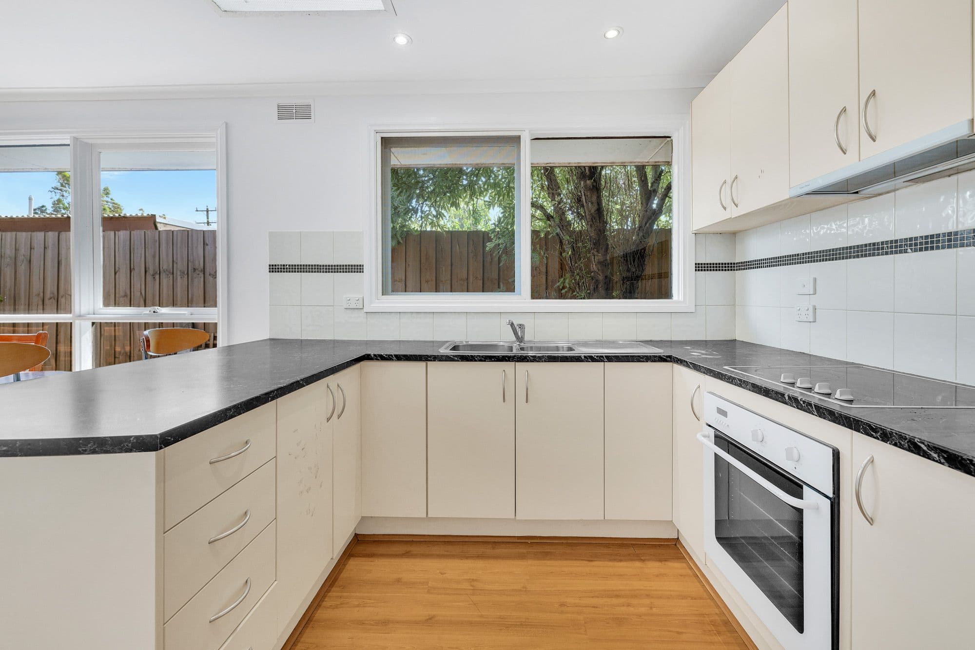 11 Honour Avenue, Wyndham Vale VIC 3024, Wyndham Vale - Thumbnail 3