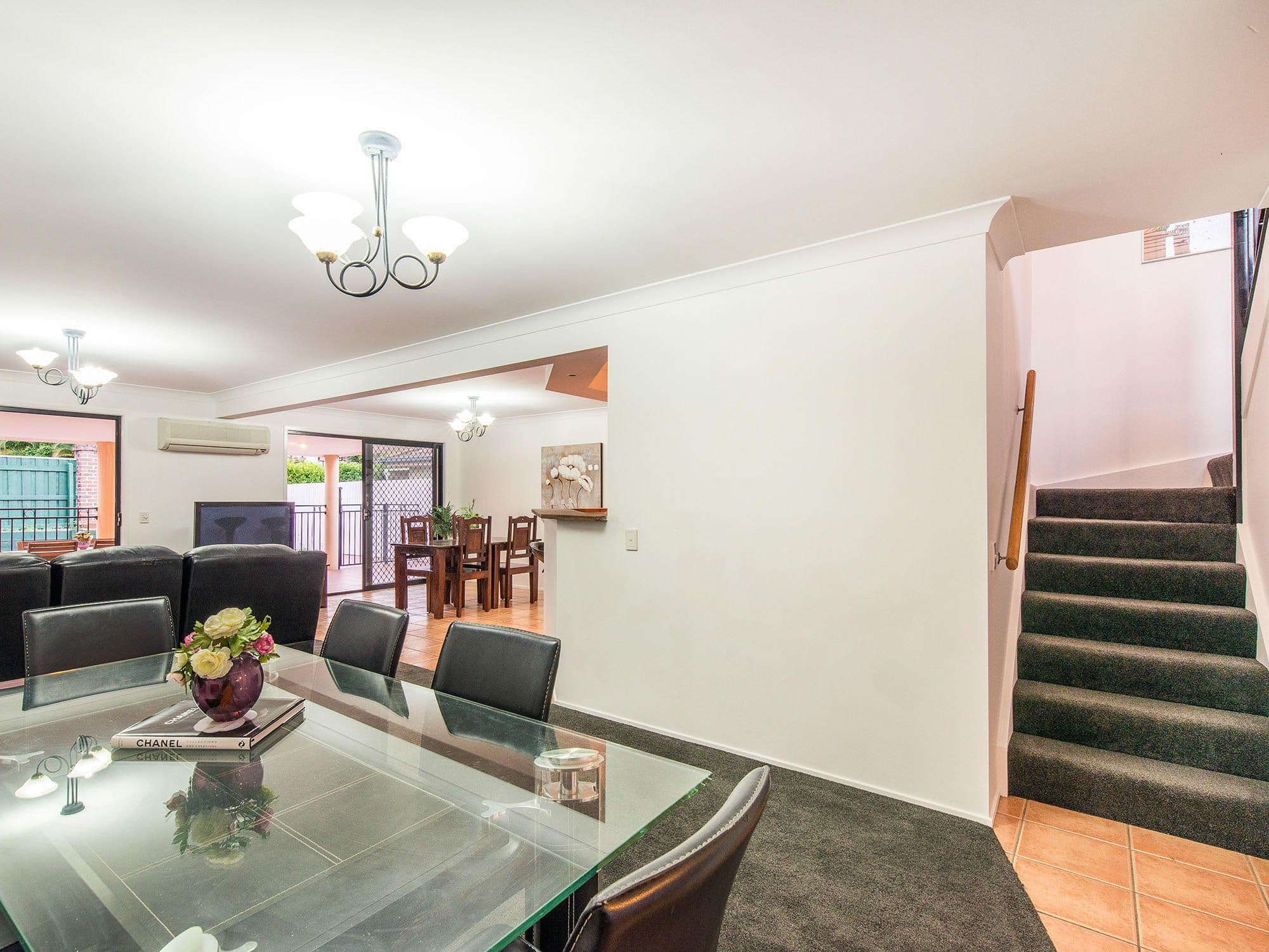 6 Estate Place, Holland Park West QLD 4121, Holland Park West - Thumbnail 4