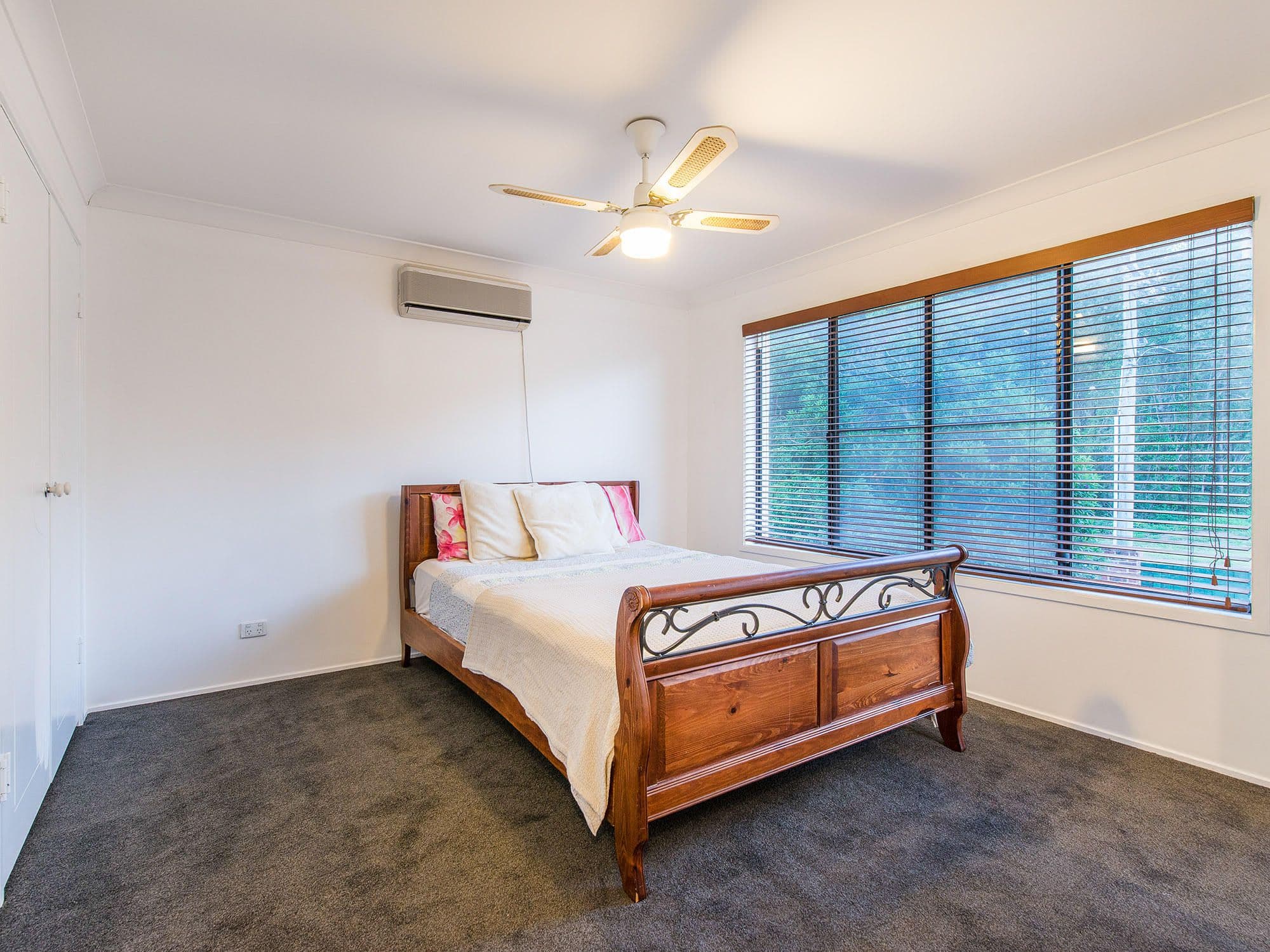 6 Estate Place, Holland Park West QLD 4121, Holland Park West - Thumbnail 8