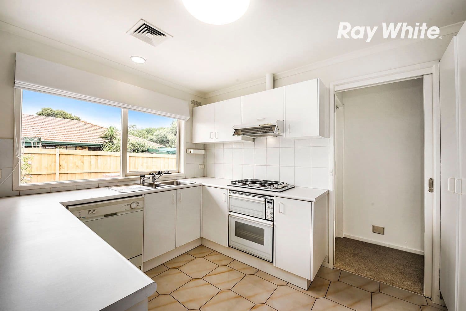 30 Lauren Close, Dingley Village VIC 3172, Dingley Village - Thumbnail 5