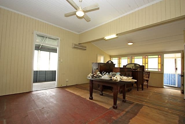 8 Thorn Street, IPSWICH QLD 4305, Ipswich - Thumbnail 8