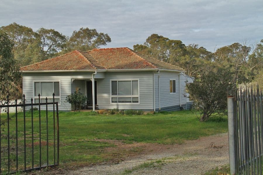 215 Redesdale Road, Heathcote VIC 3523, Heathcote - Image 1