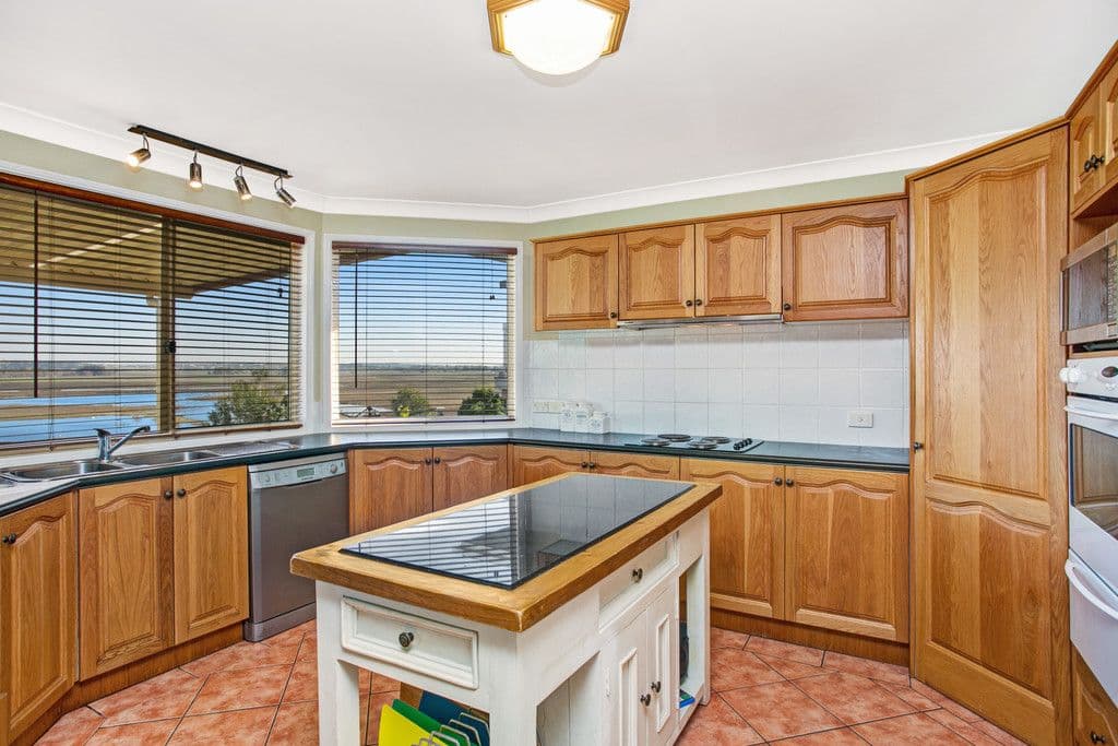 44 Wilton Drive, East Maitland NSW 2323, East Maitland - Thumbnail 4