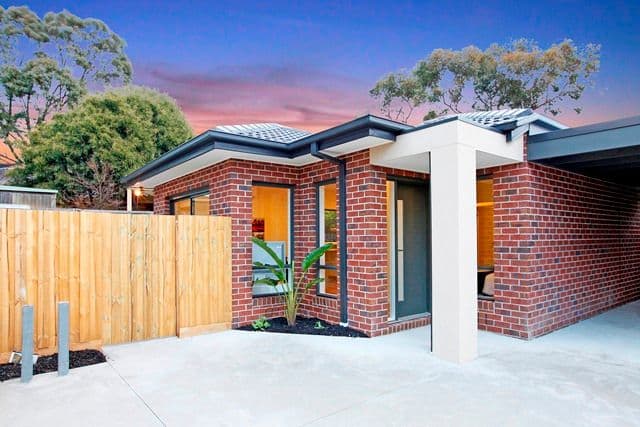 8A Lucille Avenue, RESERVOIR VIC 3073, Reservoir - Image 1