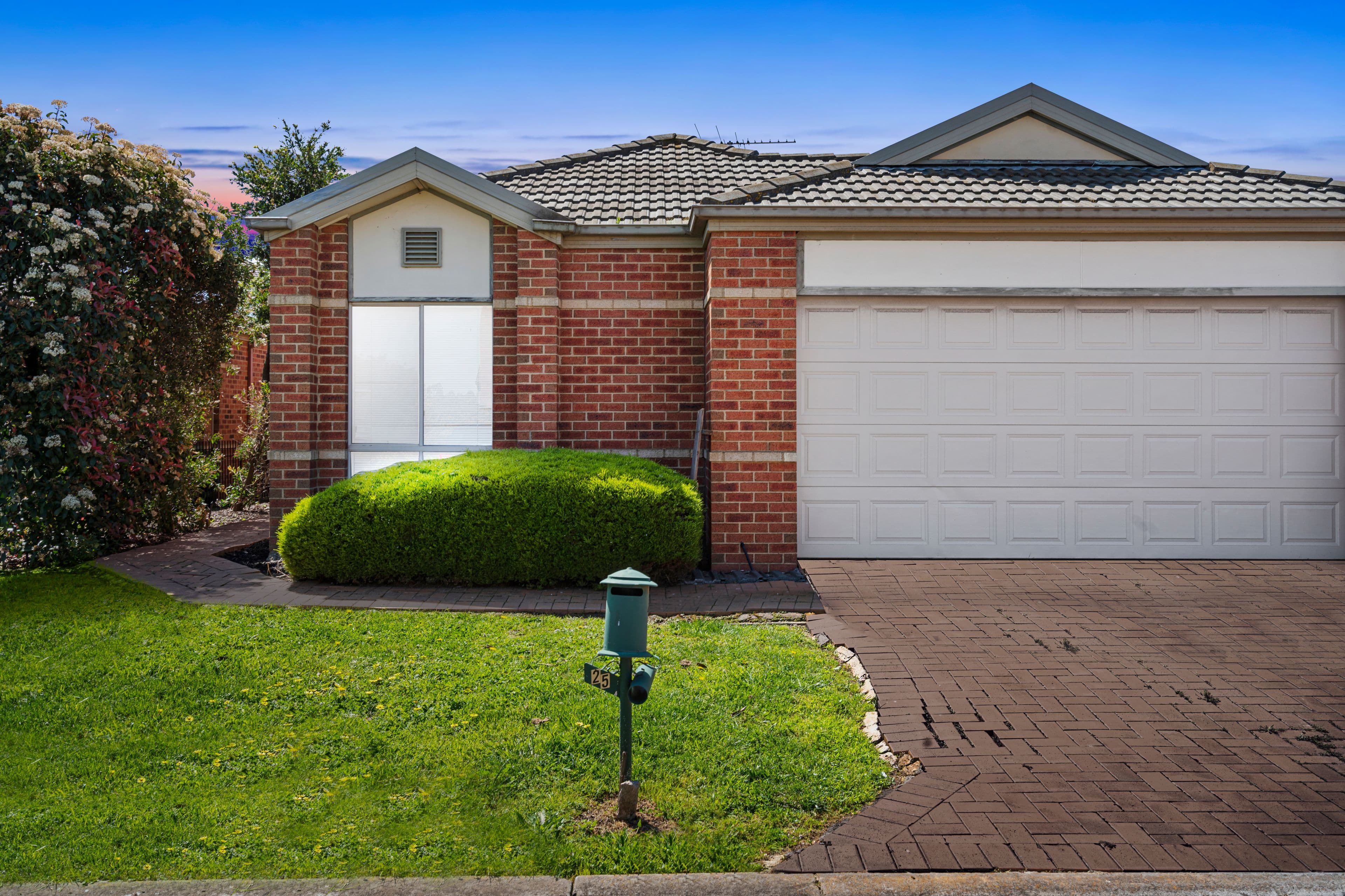 25 Wattletree Drive, Taylors Hill VIC 3037, Taylors Hill - Image 1