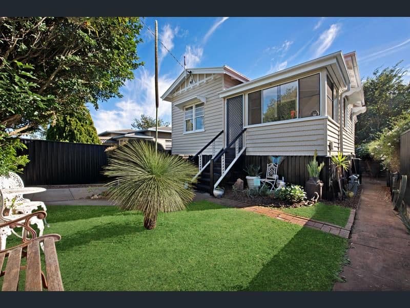 1 Kelfield Street, North Toowoomba QLD 4350, North Toowoomba - Image 1