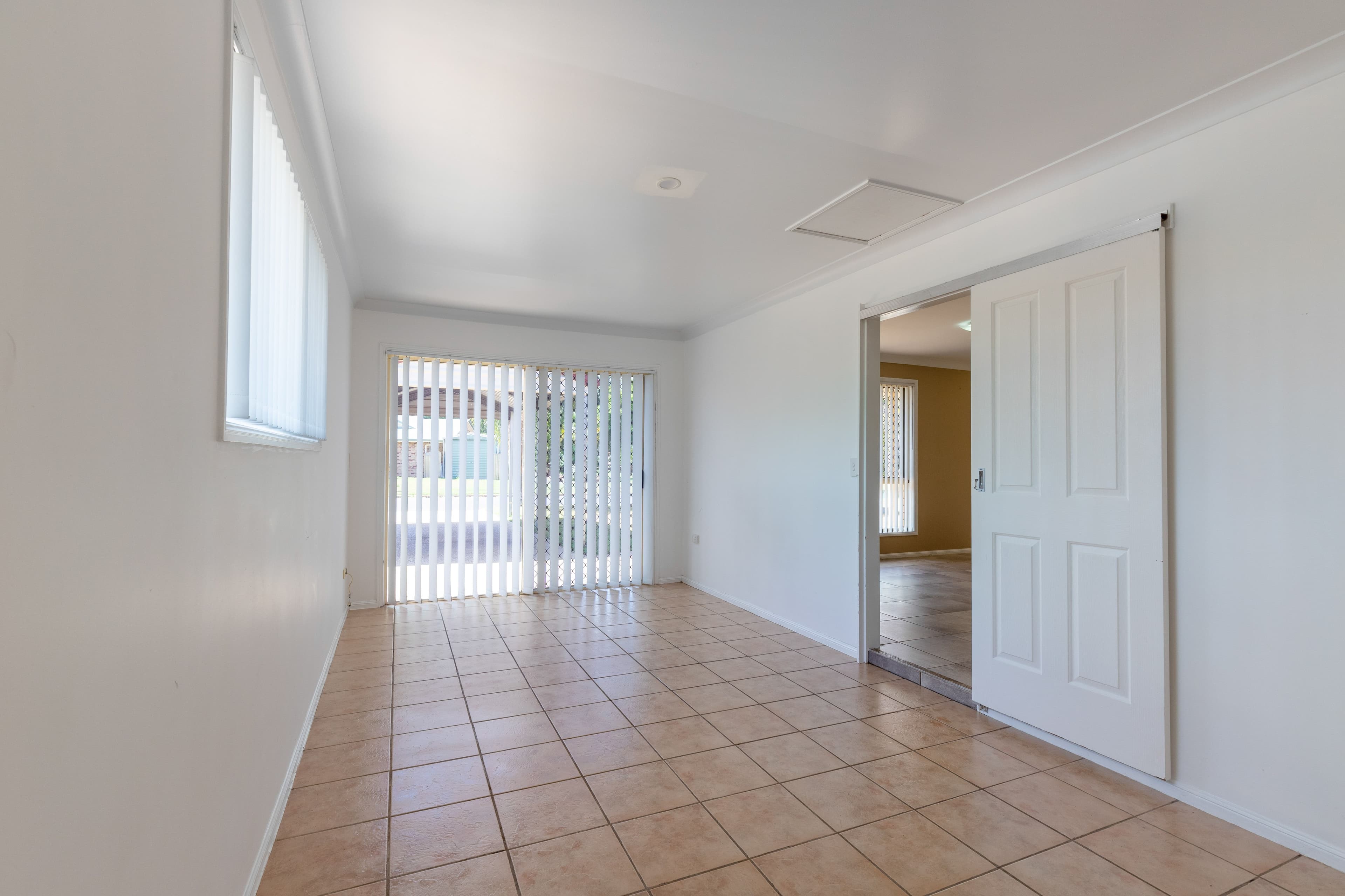 74 Staal Crescent, Emerald QLD 4720, Emerald - Thumbnail 8