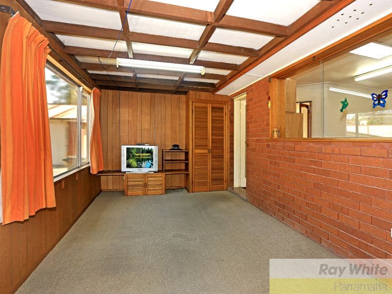 19 Boyne Avenue, PENDLE HILL NSW 2145, Pendle Hill - Thumbnail 6