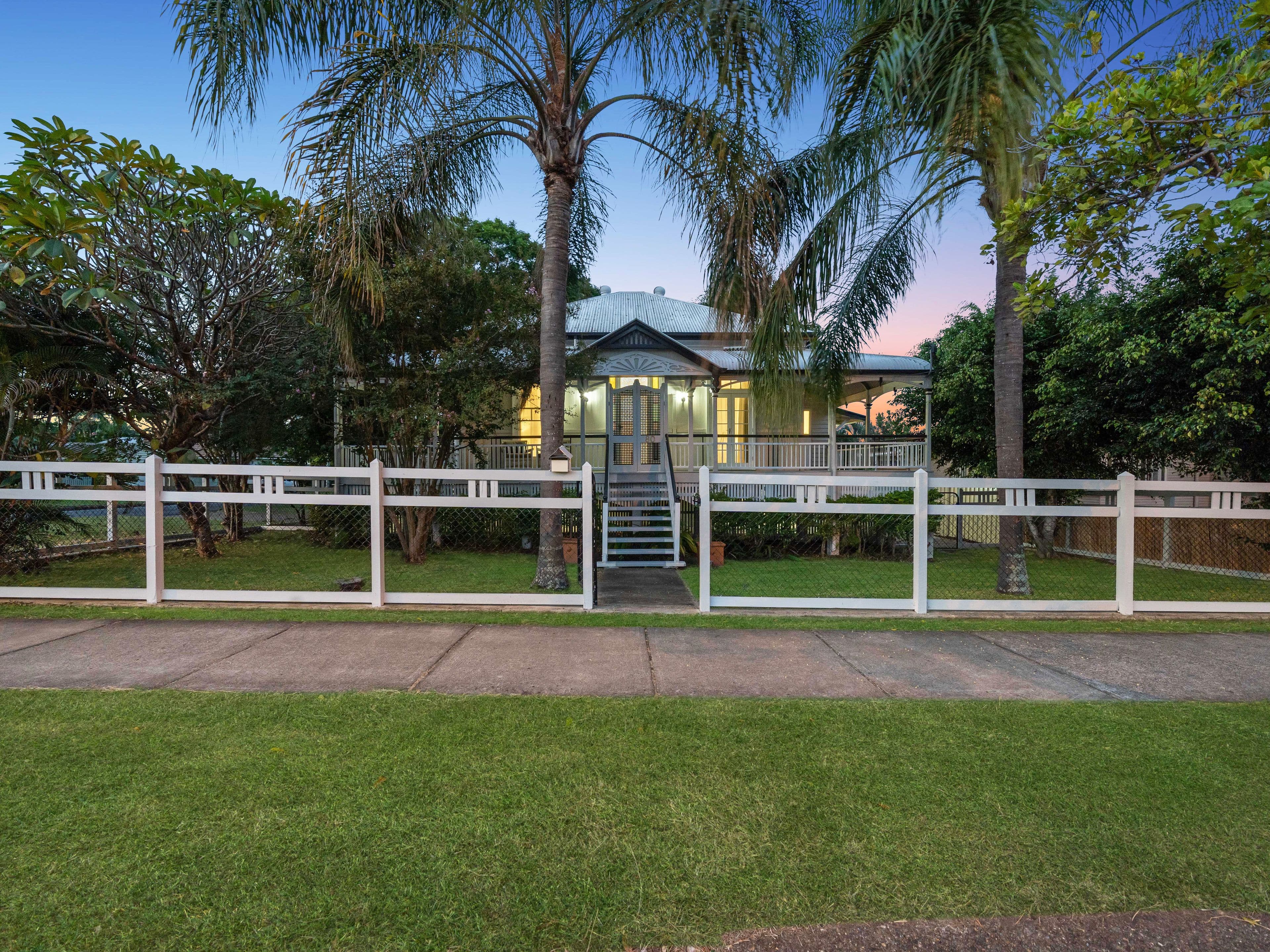 80 Glebe Road, Newtown QLD 4305, Newtown - Thumbnail 2