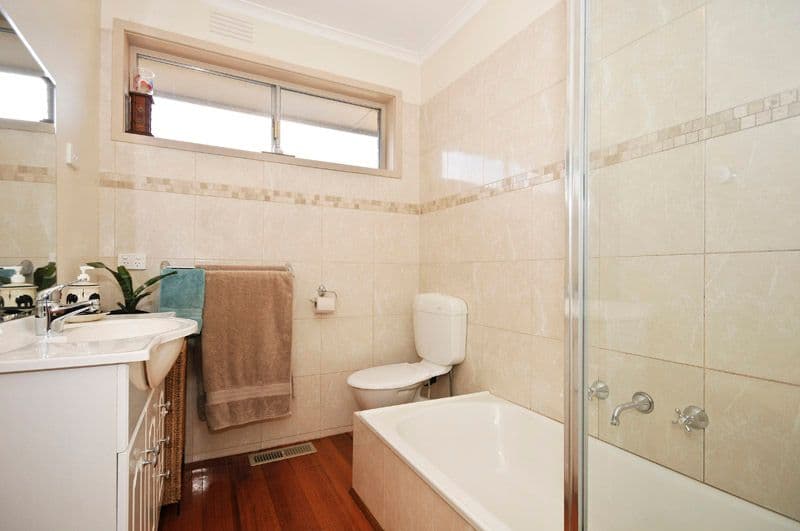 92 Winyard Drive, MOOROOLBARK VIC 3138, Mooroolbark - Thumbnail 8