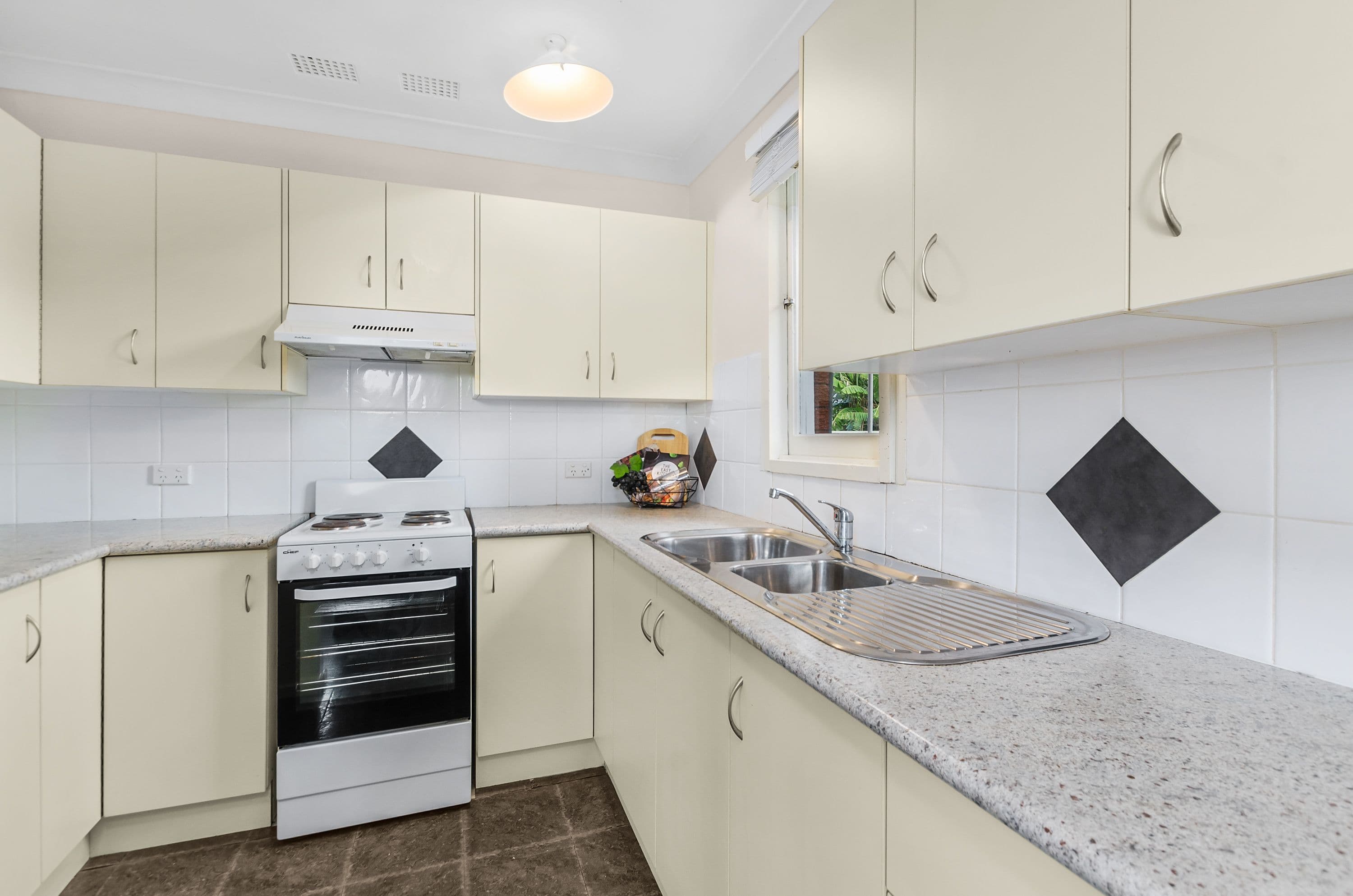 46 Weemala Crescent, Koonawarra - Thumbnail 6