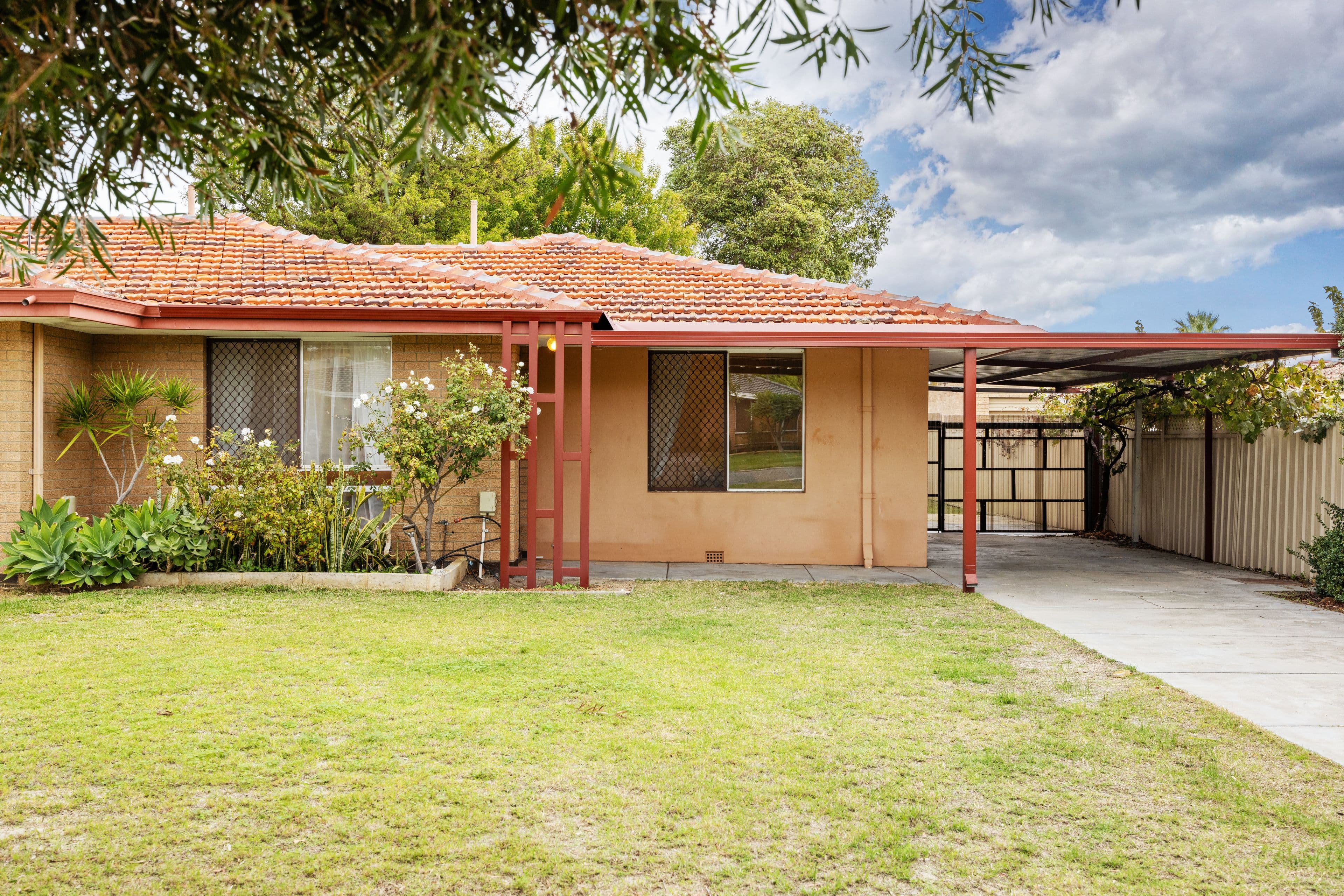 39 Apollo Way, Carlisle WA 6101, Carlisle - Image 1